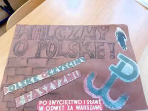 Read more about the article „Hania, co symbol nadziei na zwycięstwo narysowała”