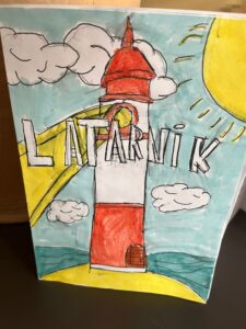 Read more about the article 🌸📚 Wiosenne leporello na lekcjach języka polskiego 🎨✂️